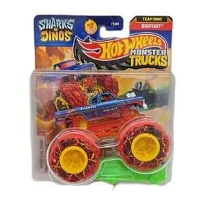 Hot Wheels Monster Trucks Bigfoot Team Dino Sharks vs Dinos 1:64 Red